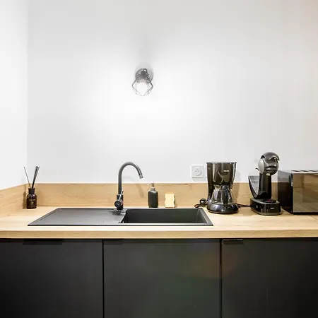 Superbe T3 Neuf Avec Balcon & Parking * Кольмар