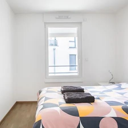 Superbe T3 Neuf Avec Balcon & Parking Апартаменты