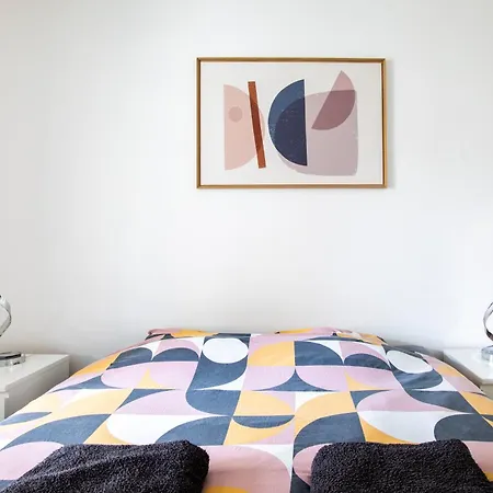 Superbe T3 Neuf Avec Balcon & Parking كولمار