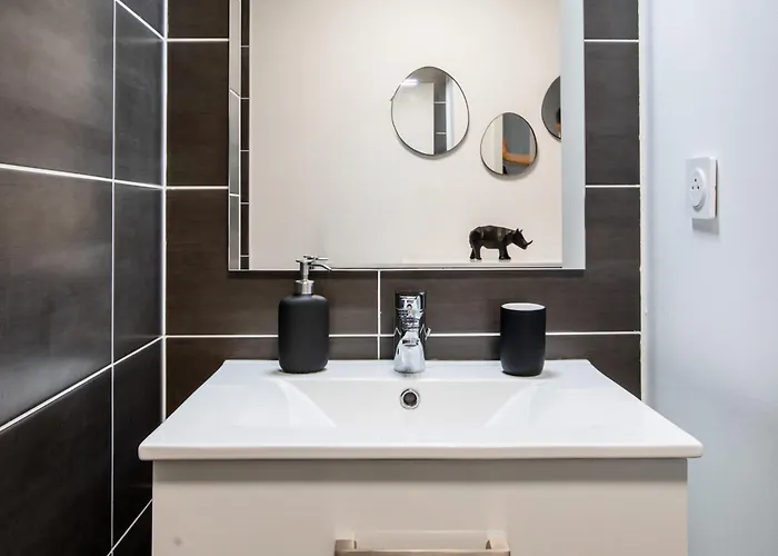 Апартаменты Superbe T3 Neuf Avec Balcon & Parking