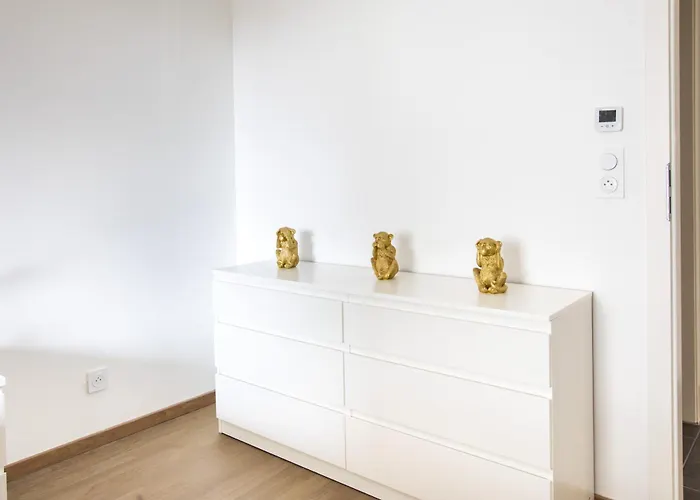 Апартаменты Superbe T3 Neuf Avec Balcon & Parking *