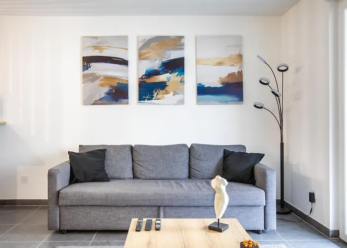 公寓 Superbe T3 Neuf Avec Balcon & Parking *